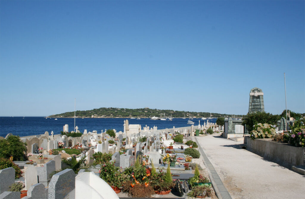Le cimetière marin de Saint-Tropez